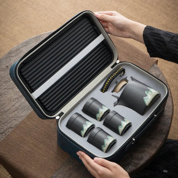High-end hand-painted remote mountain lifting kettle large capacity household outdoor teapot set tea brewing with filter Kung Fu tea set bag