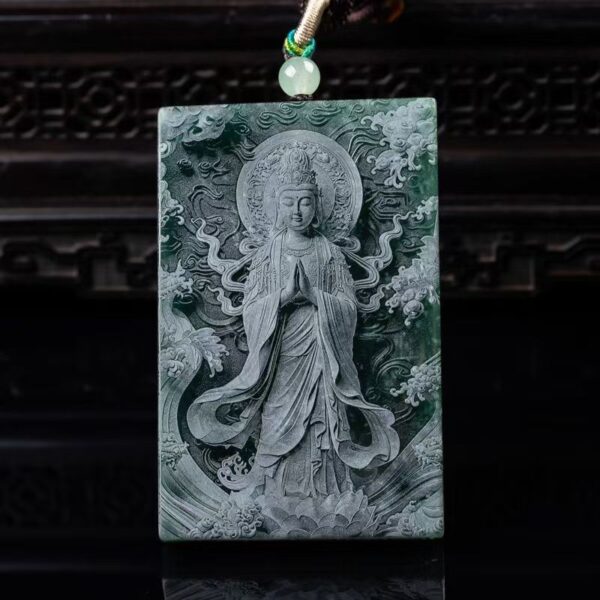 Jade Nanhai Guanyin brand double-sided Seiko video carving high-ice jade pendant, big Guanyin pendant, jade pendant.